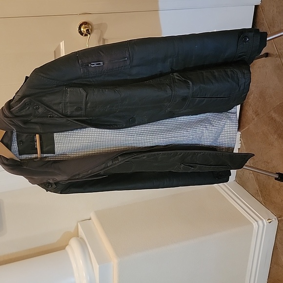 Heavy Jacket - Picture 2 of 5